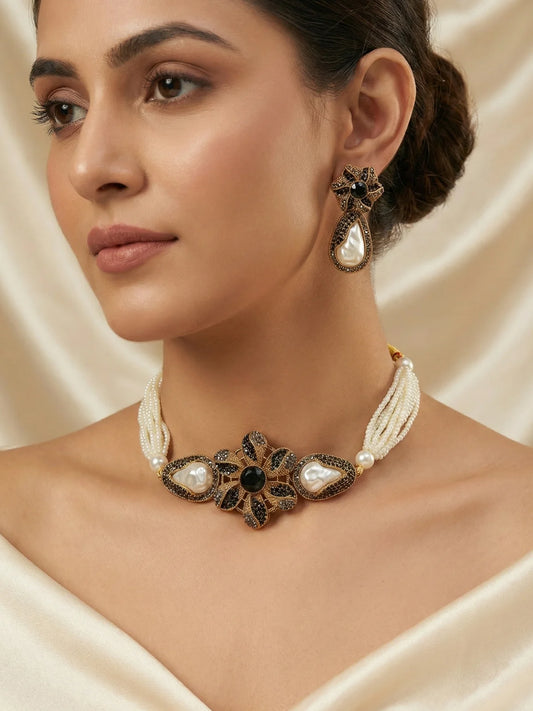 Hira Elegance Choker Set