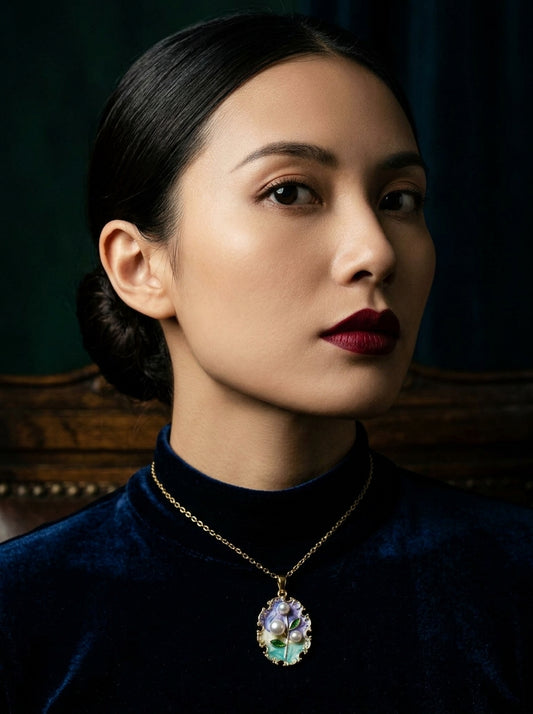 Naazeen Pendant Necklace by Zarosh Jewel