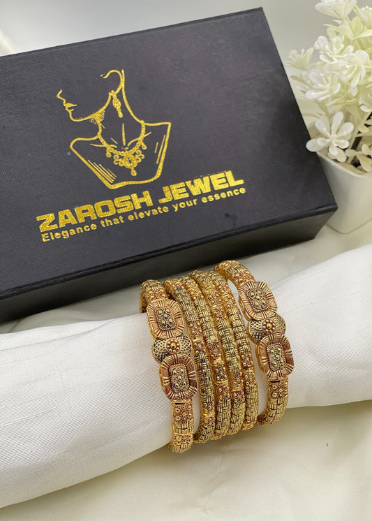 Wisal Bangle by Zarosh Jewel