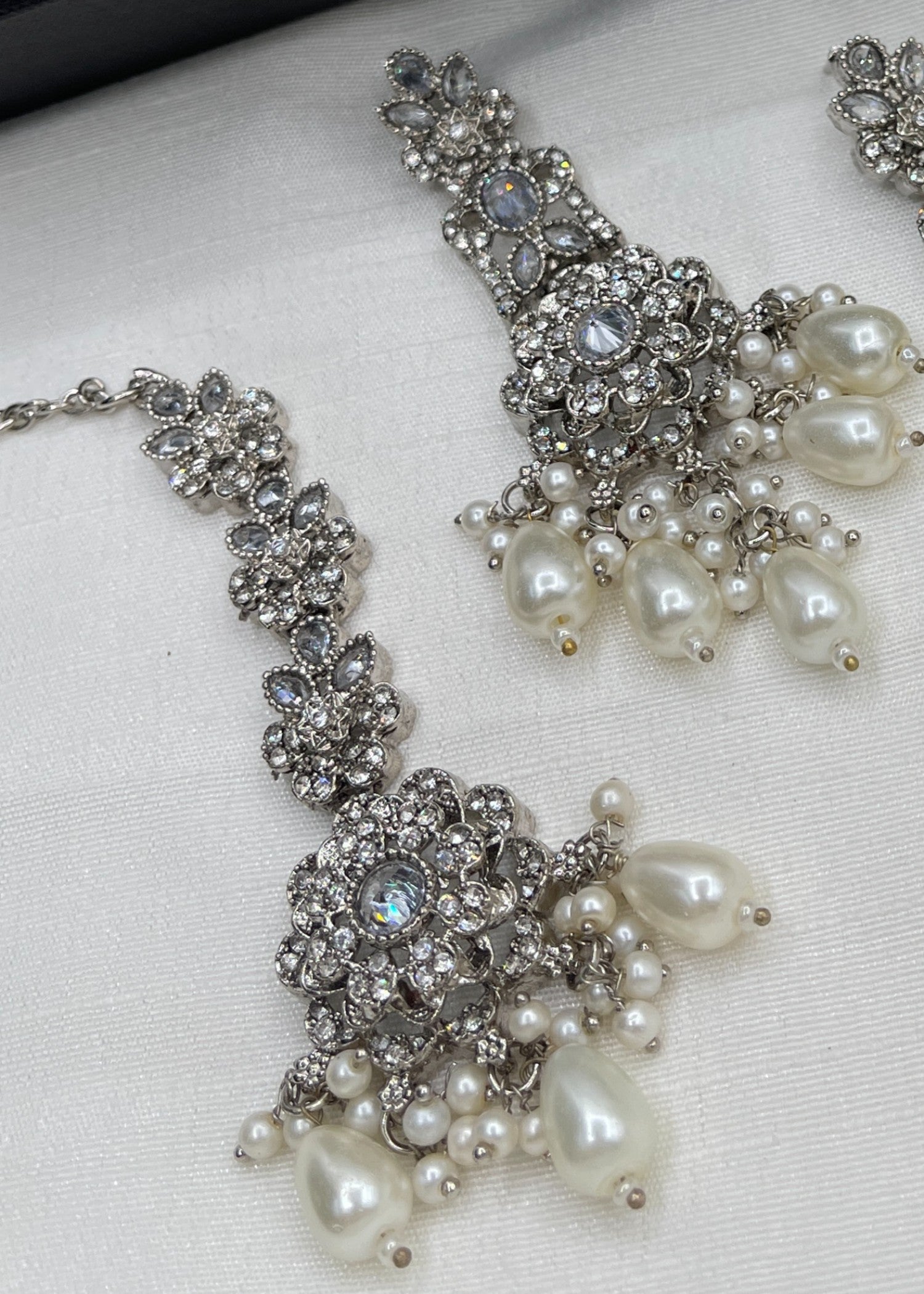 Sophia Earrings Tikka