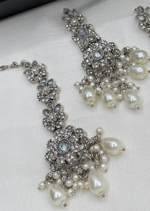 Sophia Earrings Tikka
