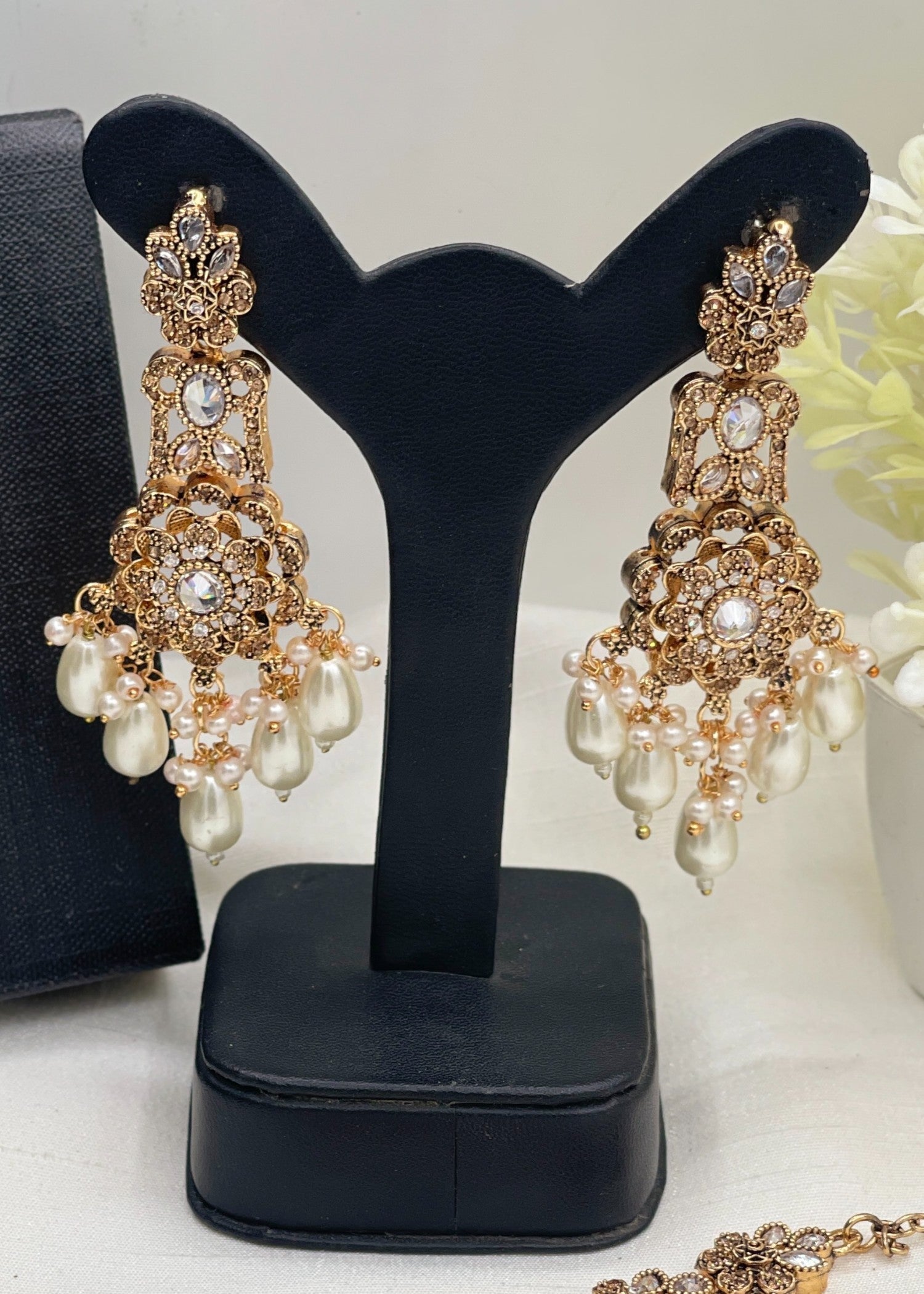 Sophia Earrings Tikka | ZAROSH JEWEL