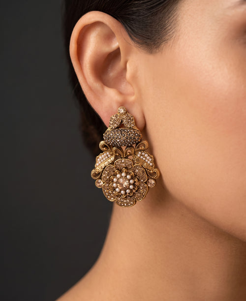 Dareen Heritage Statement Studs