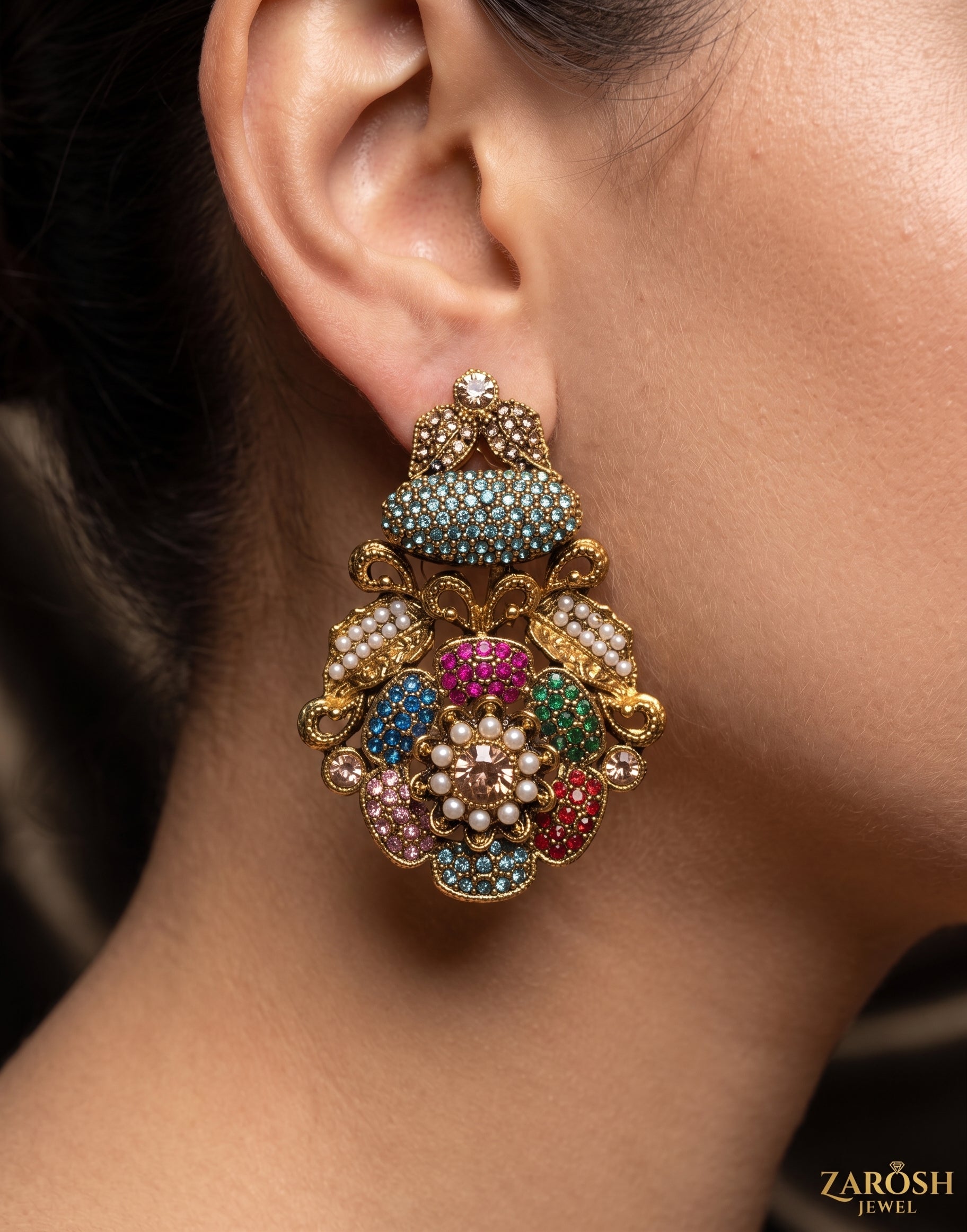 Dareen Heritage Statement Studs