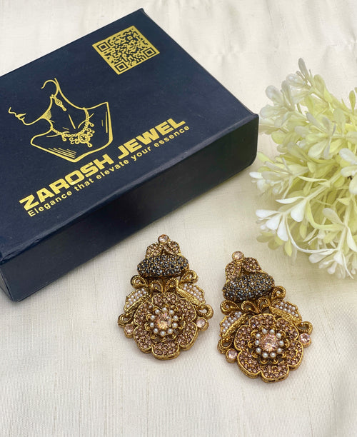 Dareen Heritage Statement Studs