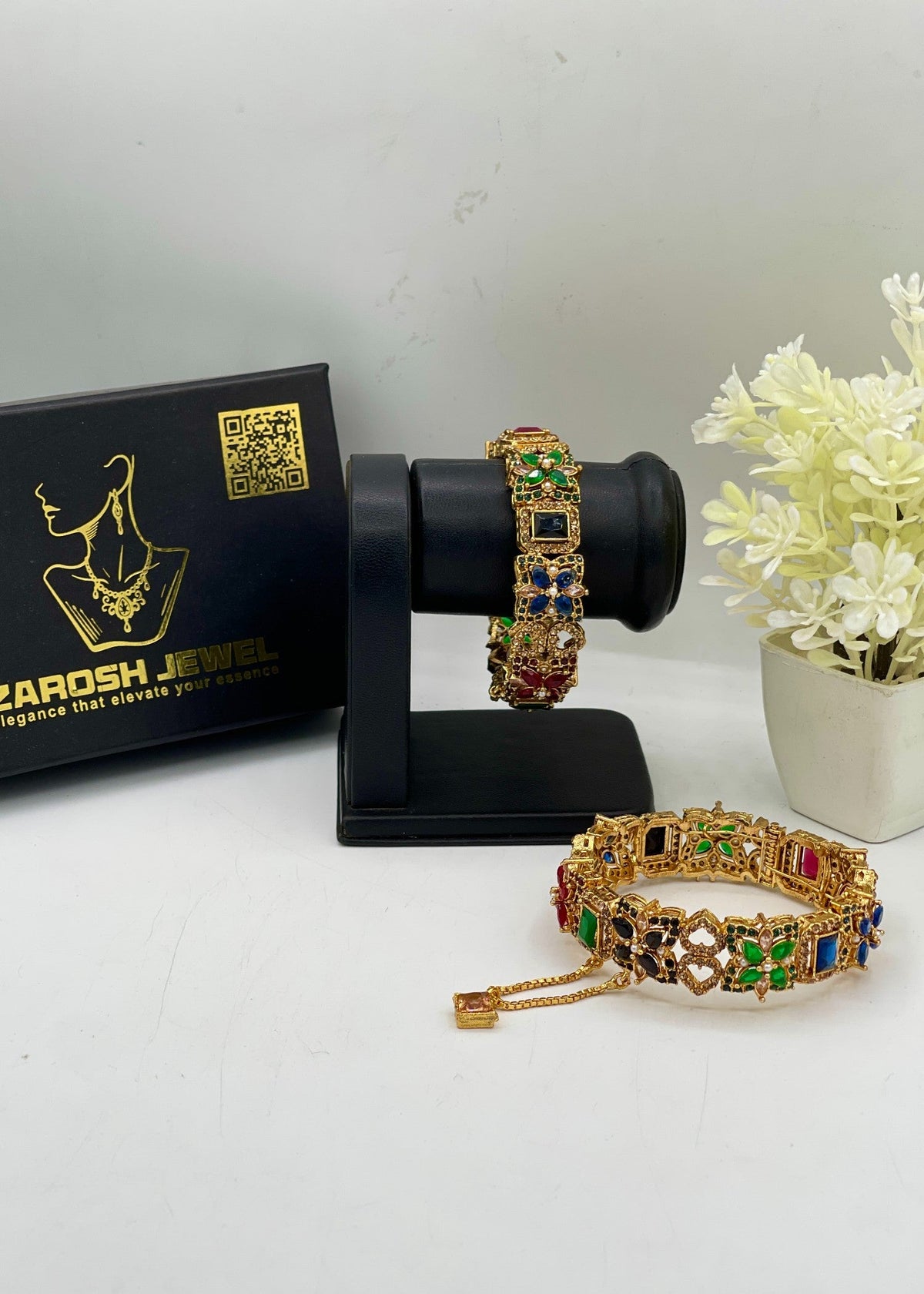 Shop the Aabis Openable Bangle Set from Zarosh Jewel