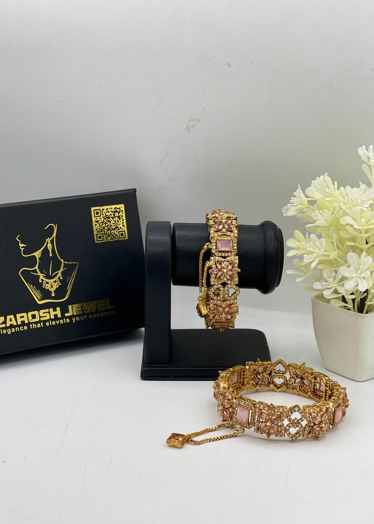 Shop the Aabis Openable Bangle Set from Zarosh Jewel