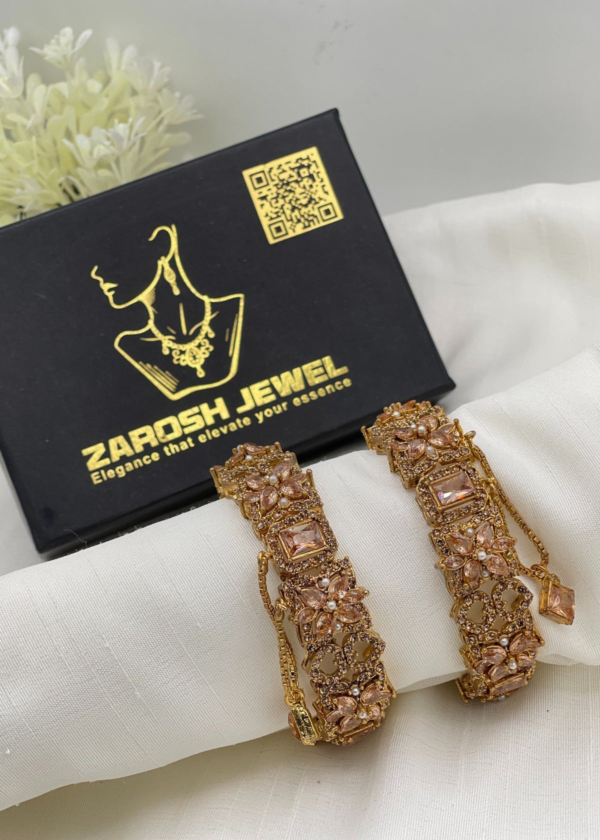 Shop the Aabis Openable Bangle Set from Zarosh Jewel