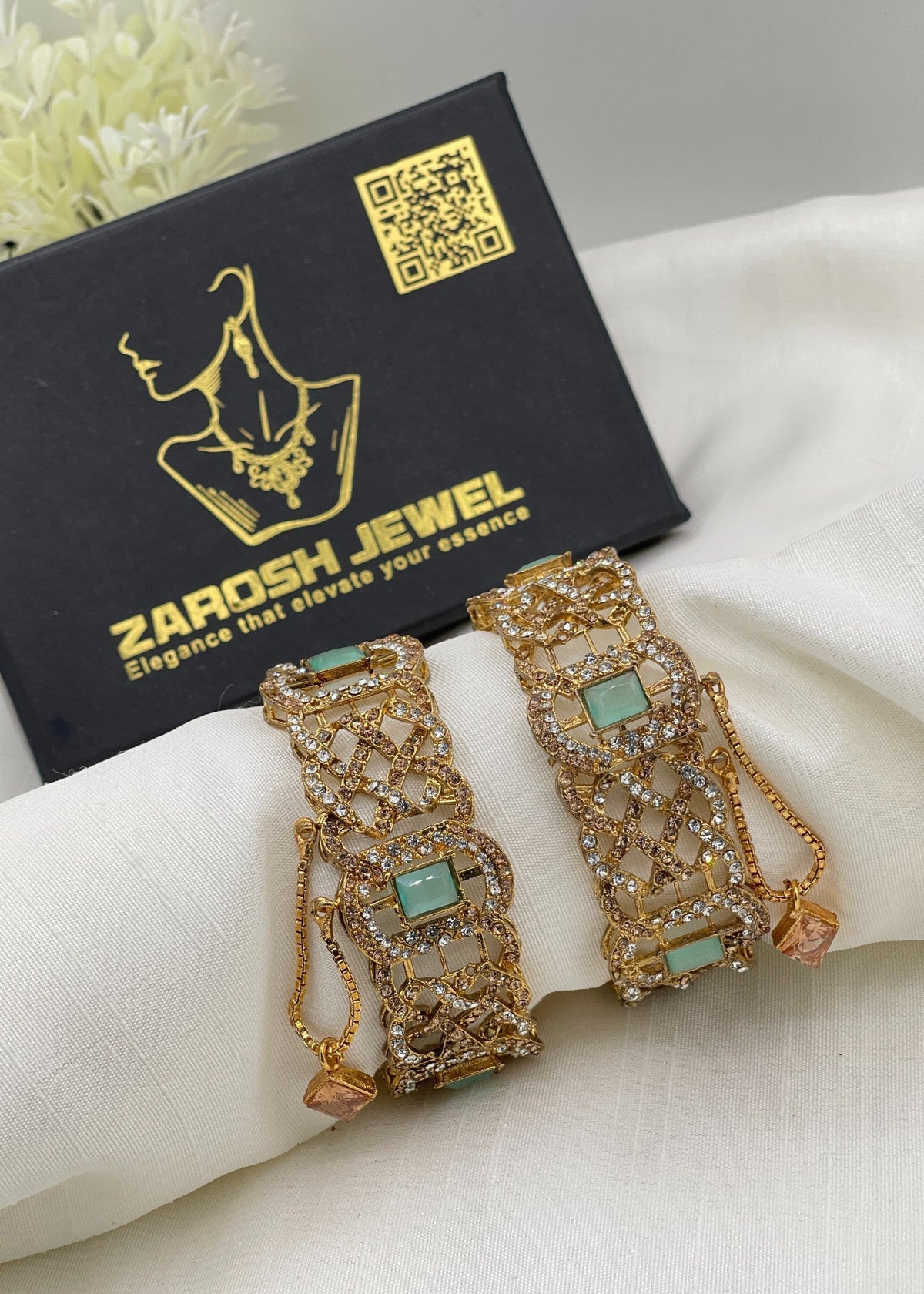 Aafia Openable Bangle Set by Zarosh Jewel