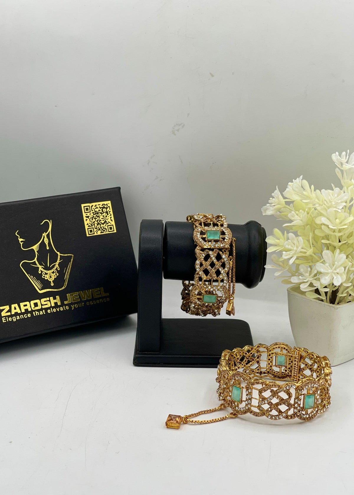Shop the Aafia Openable Bangle Set from Zarosh Jewel