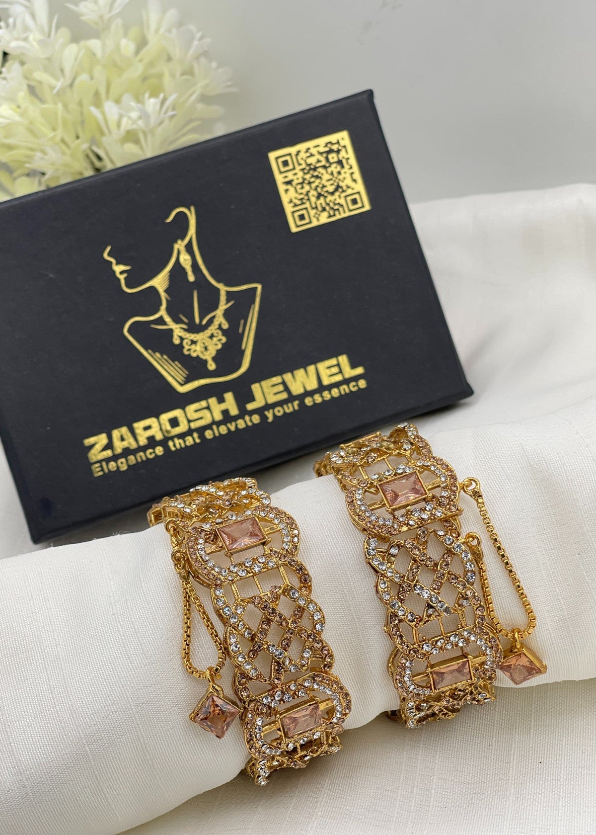 Shop the Aafia Openable Bangle Set from Zarosh Jewel