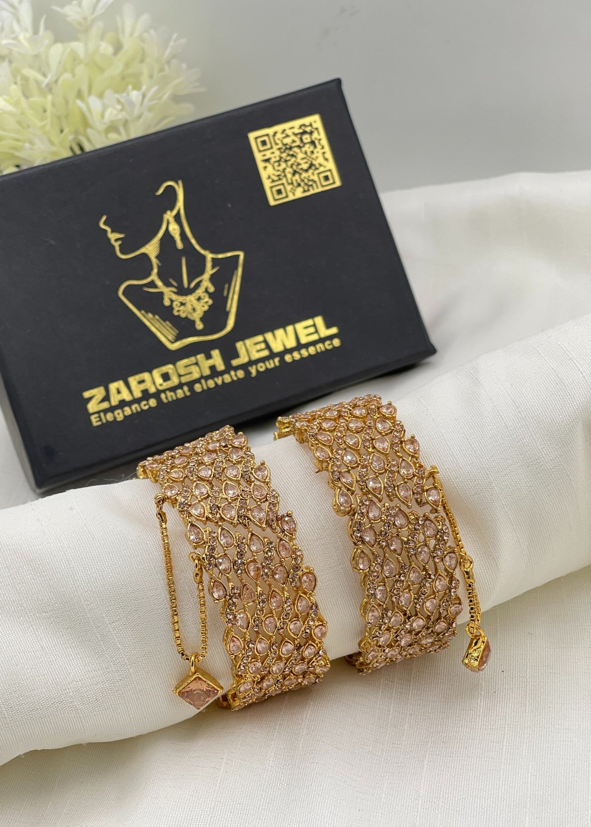 Shop the Aasimah Openable Bangle Set from Zarosh Jewel