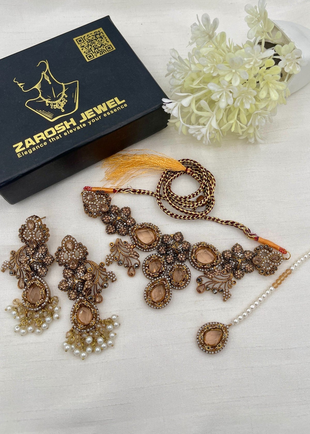 Shop the Adeela Elegent Choker Set from Zarosh Jewel