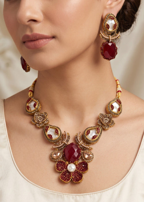 Shop the Afeefa Necklace Set from Zarosh Jewel