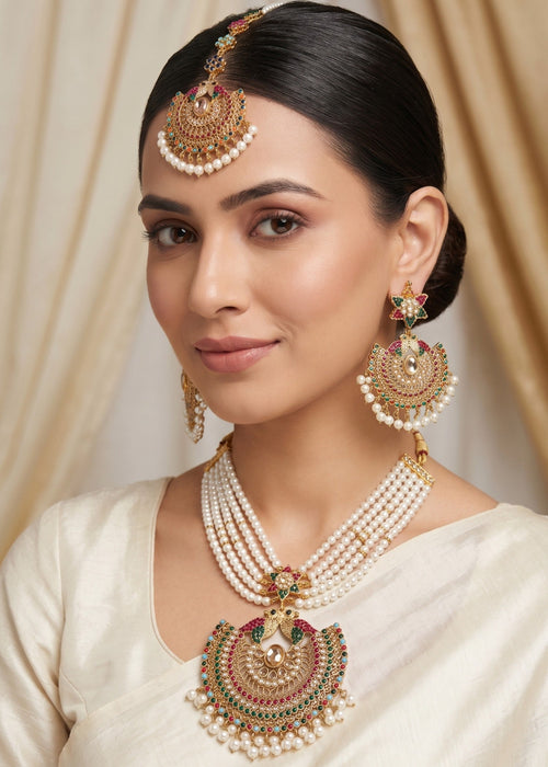 Shop the Afifa Necklace Set from Zarosh Jewel