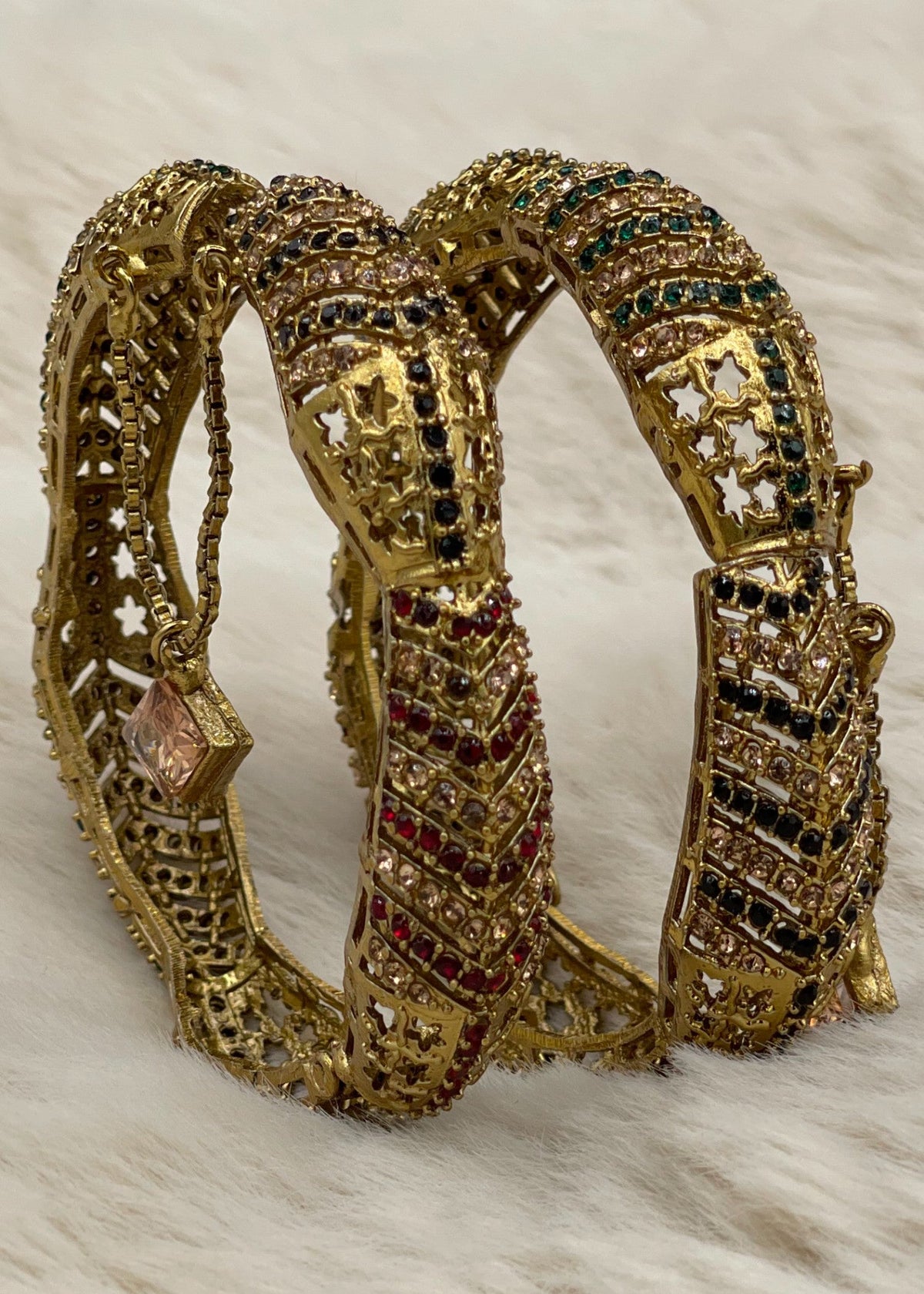 Shop the Afshan Bangle Set from Zarosh Jewel