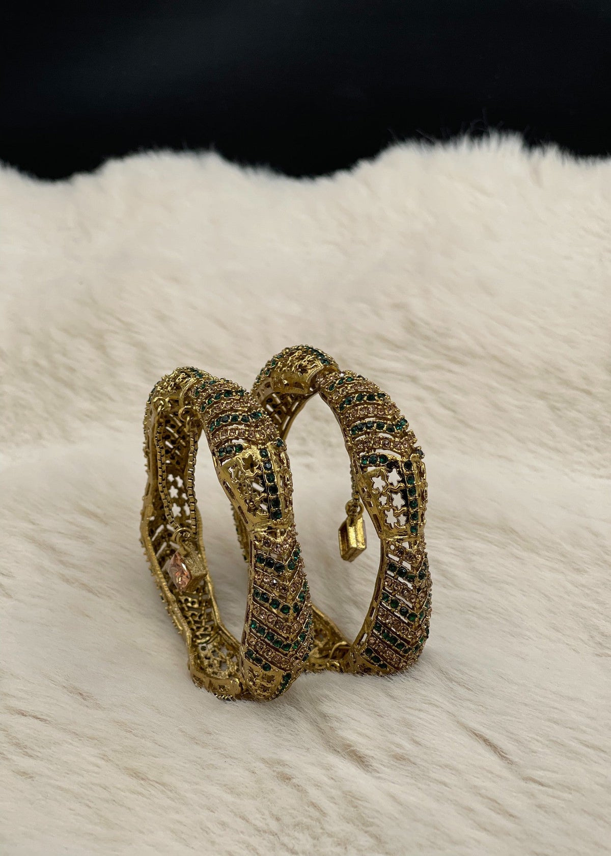 Shop the Afshan Bangle Set from Zarosh Jewel