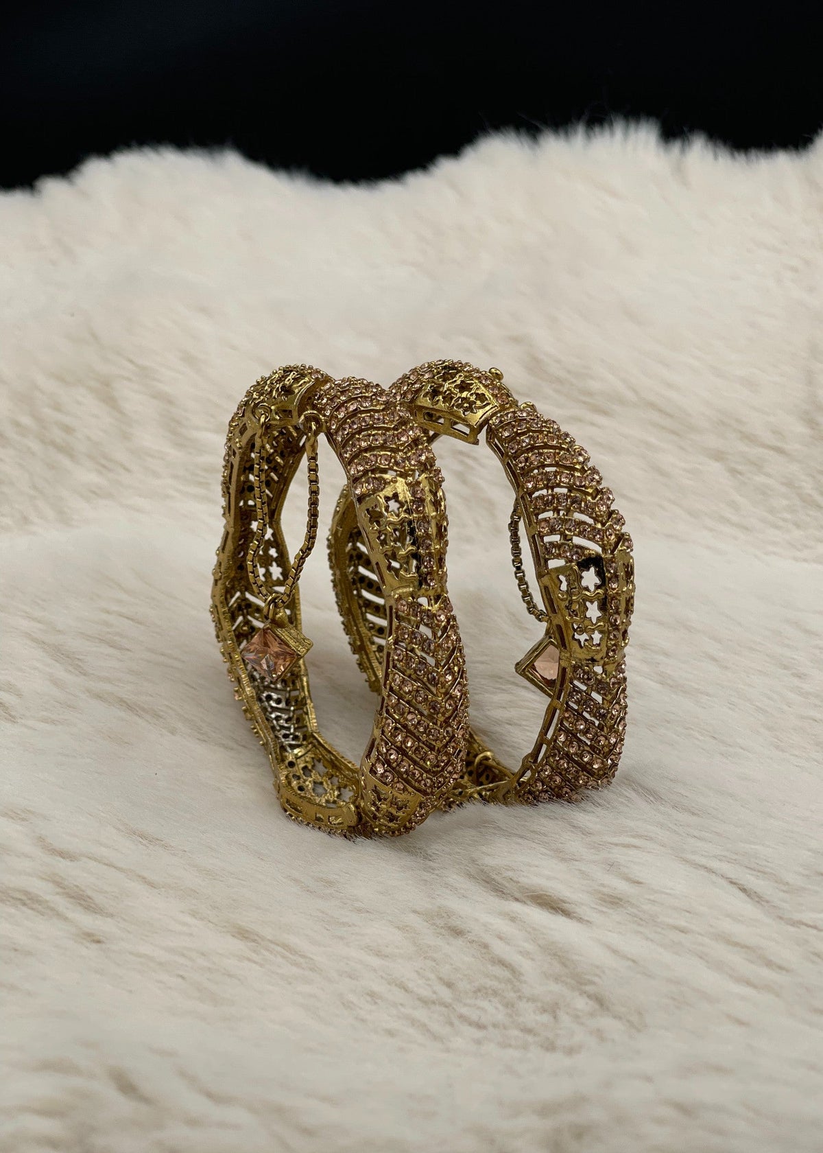 Shop the Afshan Bangle Set from Zarosh Jewel