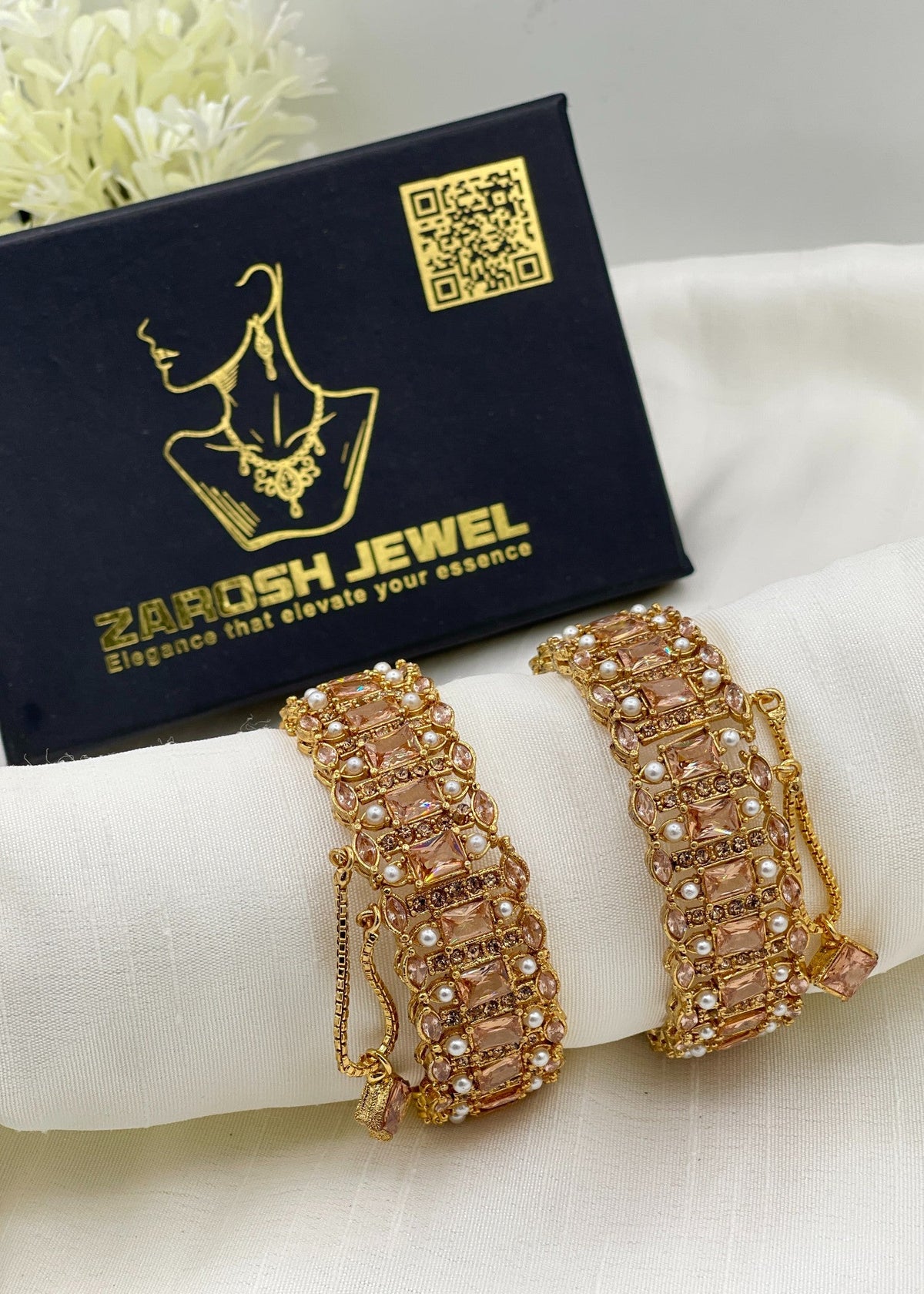 Shop the Aiana Bangle Set from Zarosh Jewel