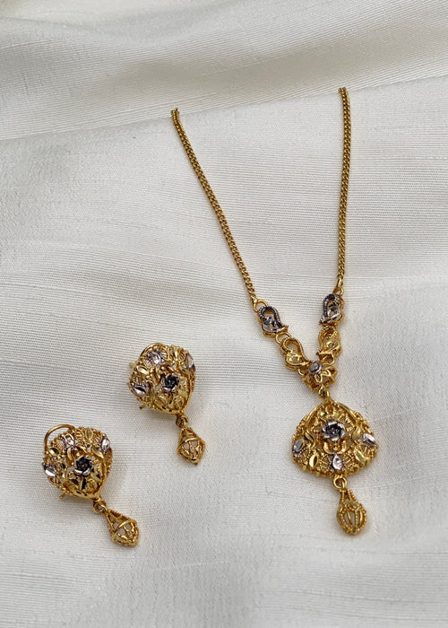 Shop the Aima Jewelery Set from Zarosh Jewel