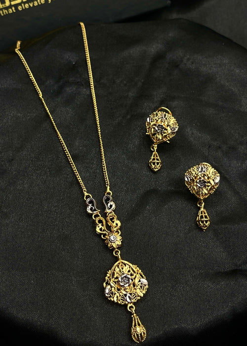 Shop the Aima Jewelery Set from Zarosh Jewel