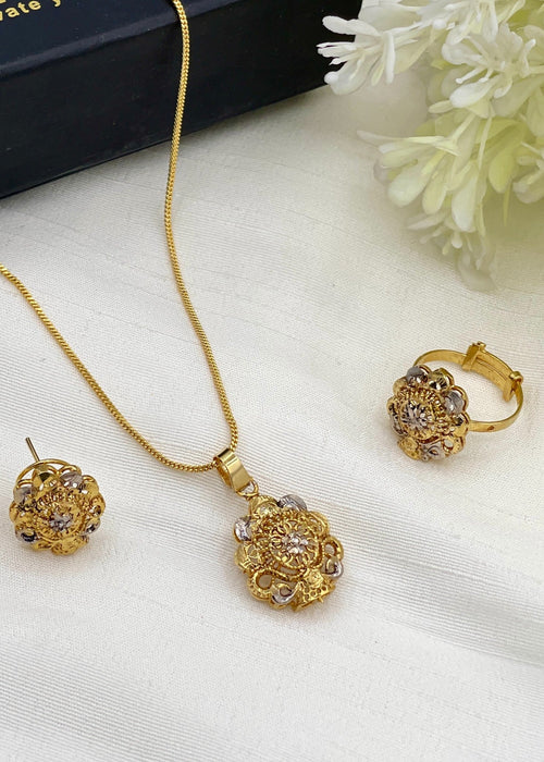 Shop the Aleemah Premium Gold Polish from Zarosh Jewel
