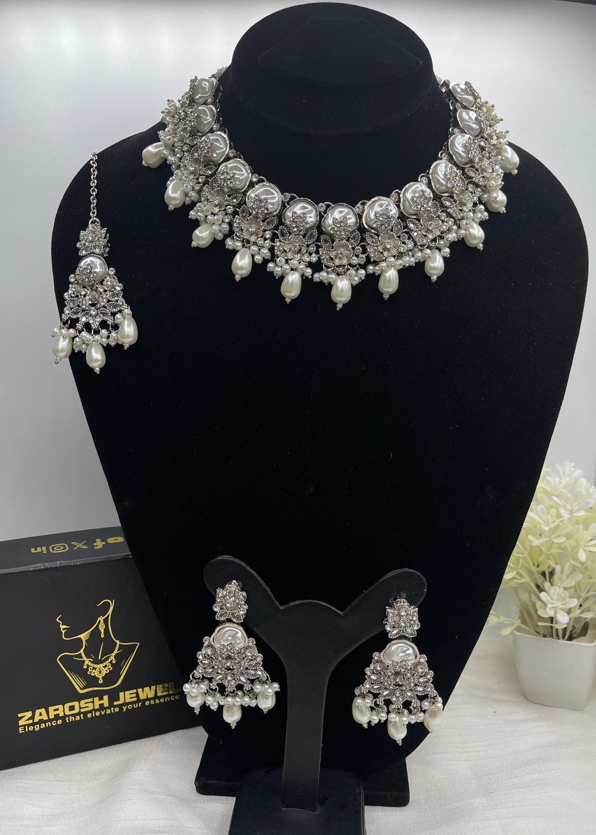Shop the Alice Necklace Set from Zarosh Jewel