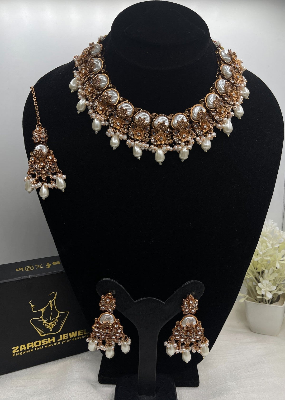 Shop the Alice Necklace Set from Zarosh Jewel