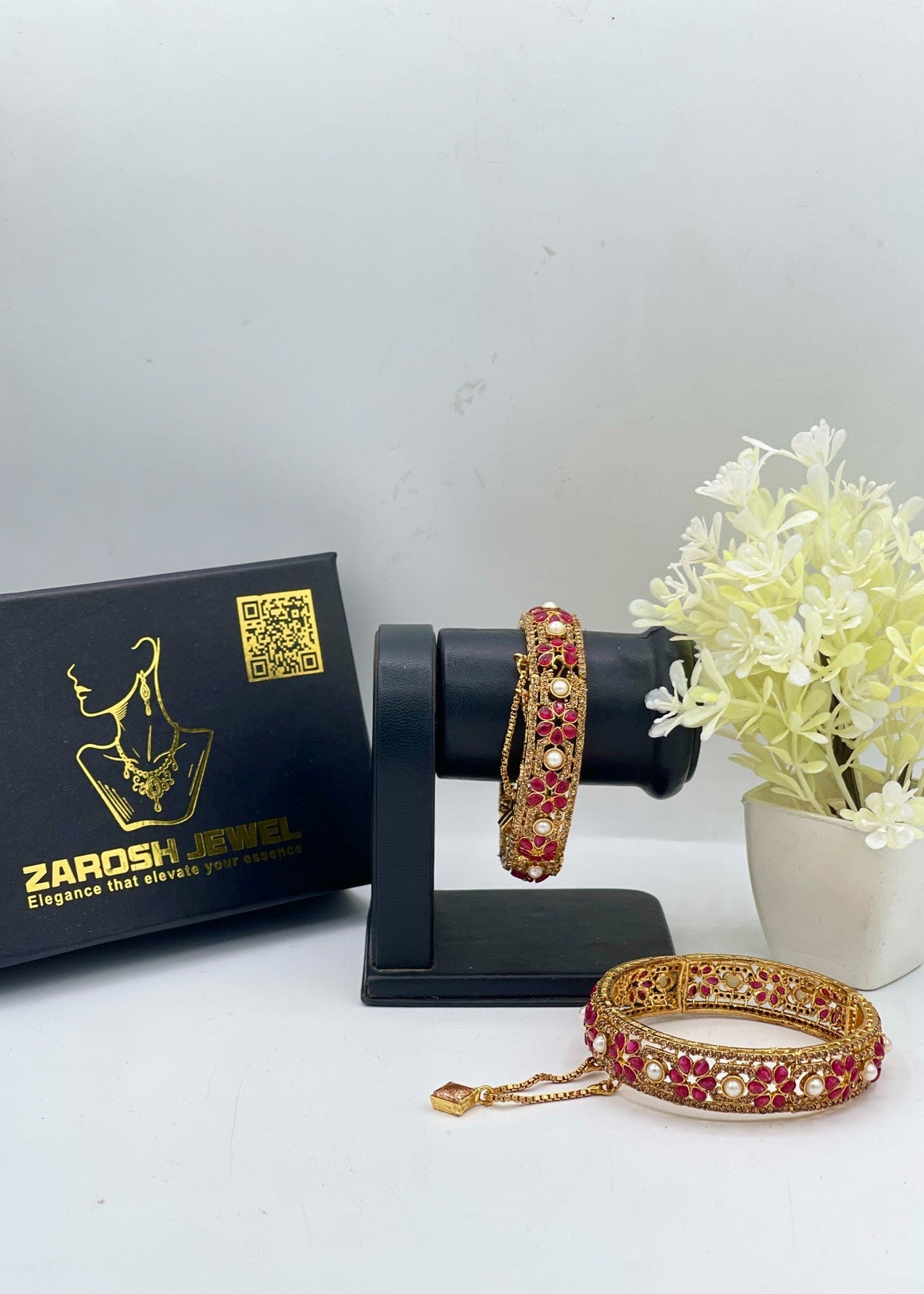 Shop the Aliza Openable Bangle Set from Zarosh Jewel