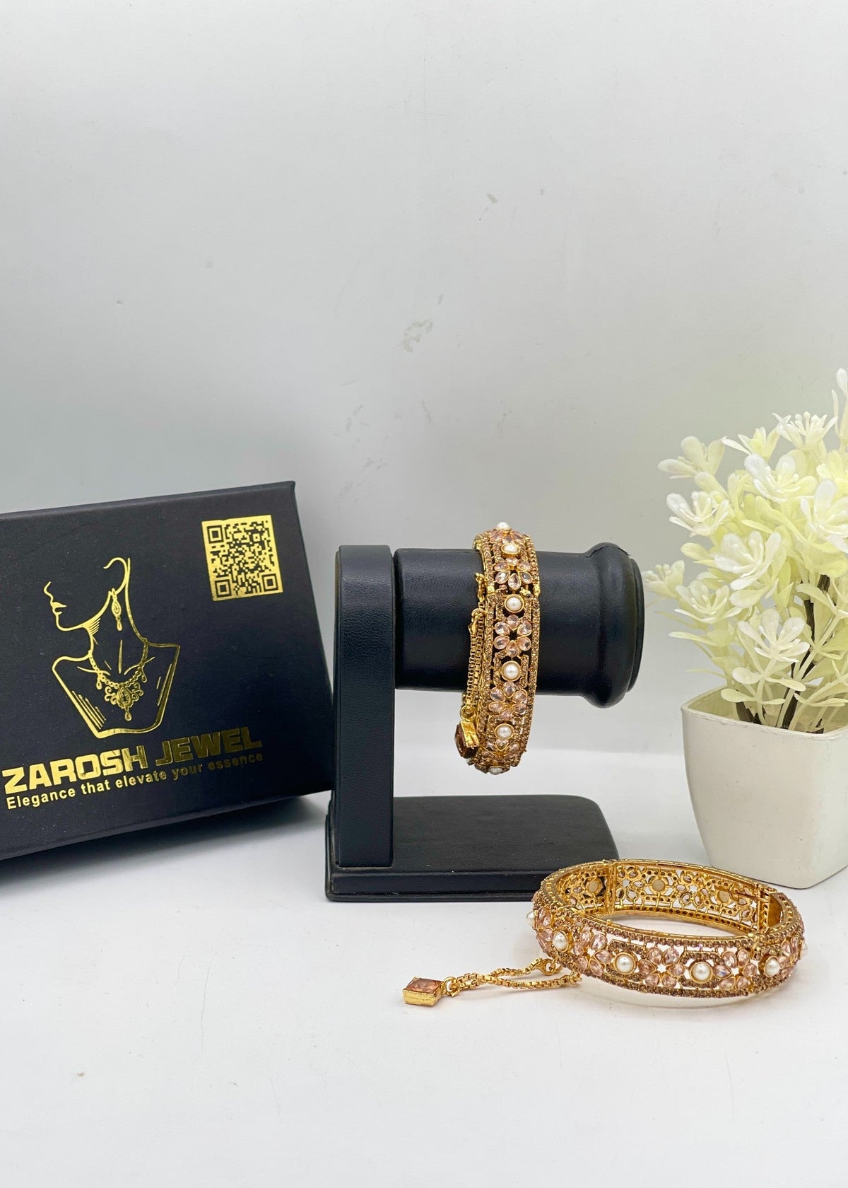 Shop the Aliza Openable Bangle Set from Zarosh Jewel