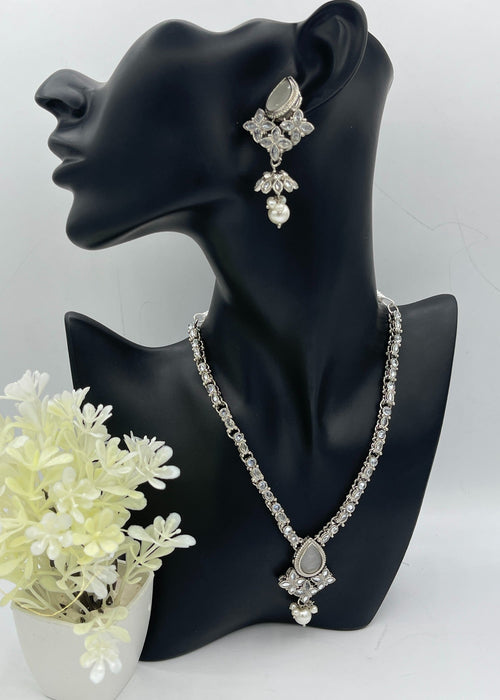 Shop the Amara Essence Necklace Set from Zarosh Jewel