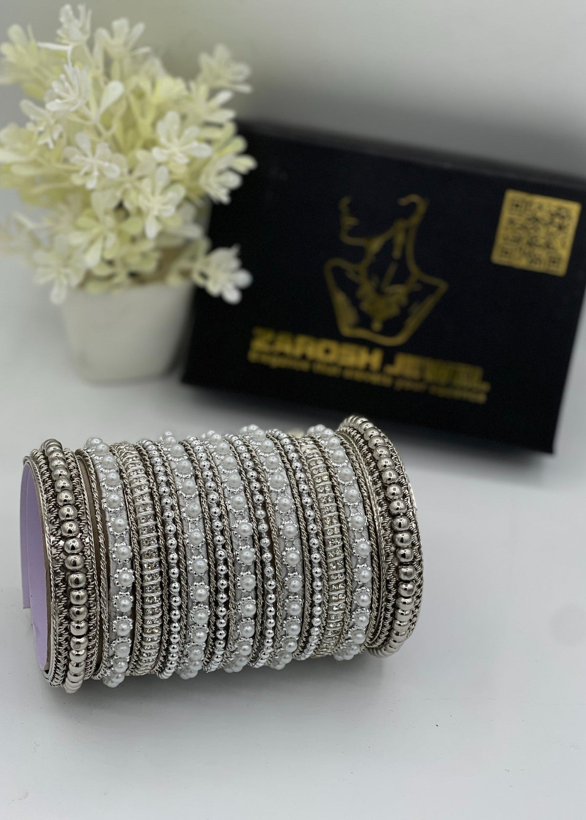 Anaya Bangle Set by Zarosh Jewel