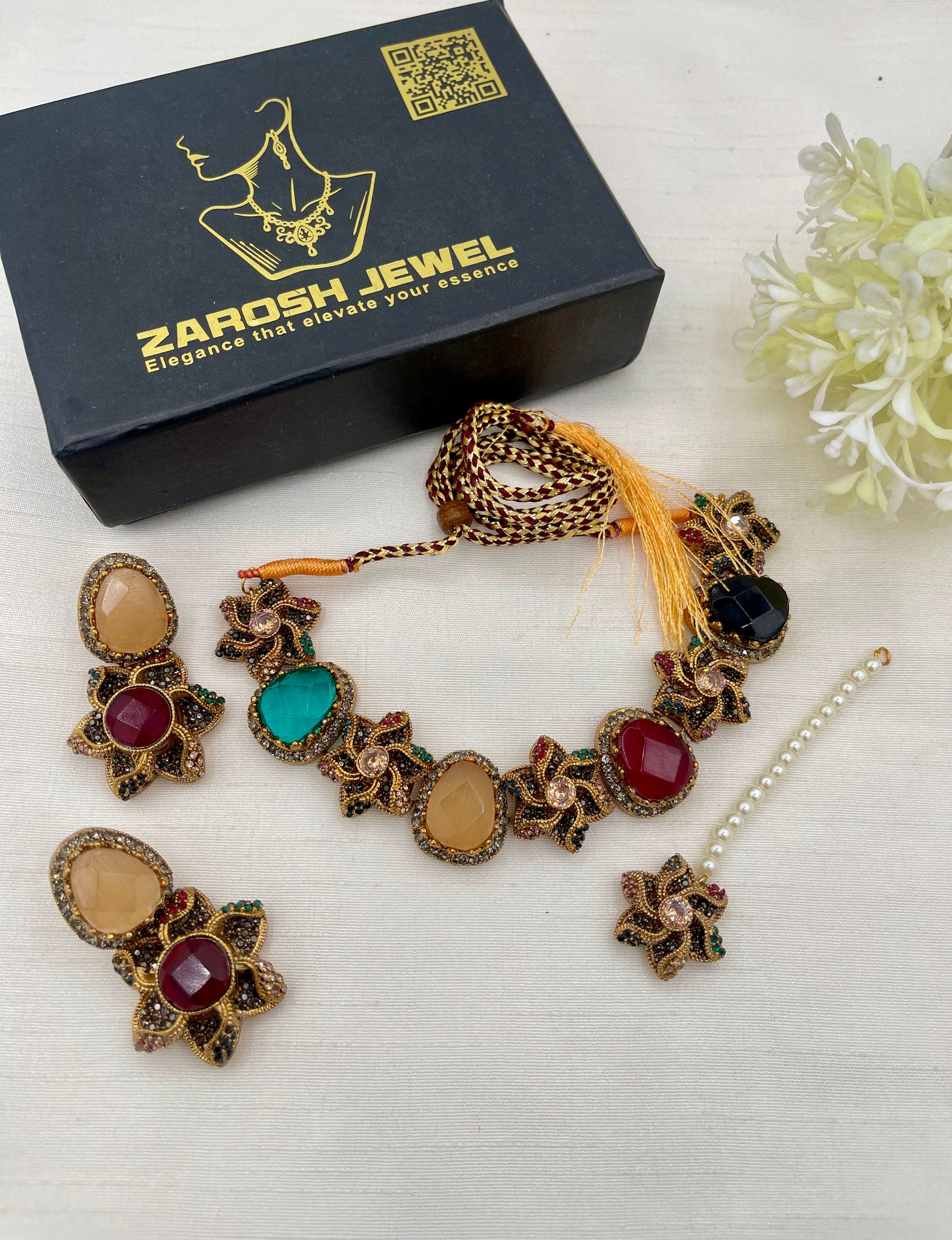 Anbar Premium Choker Set