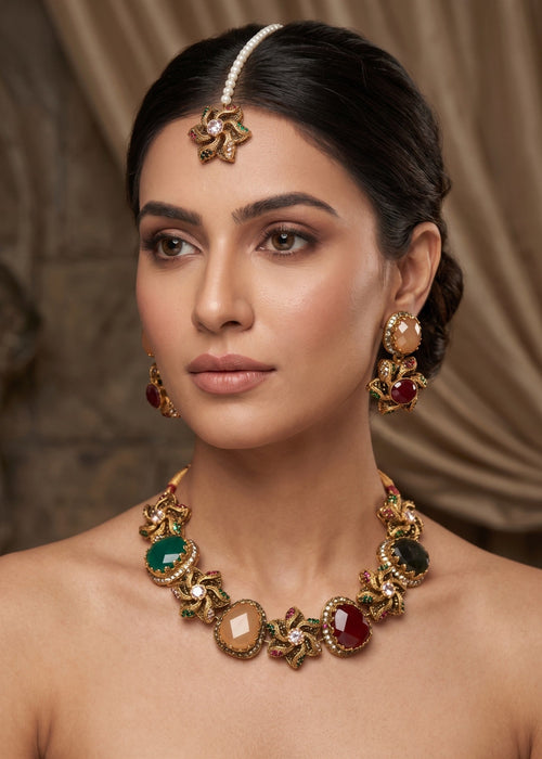Shop the Anbar Premium Choker Set from Zarosh Jewel