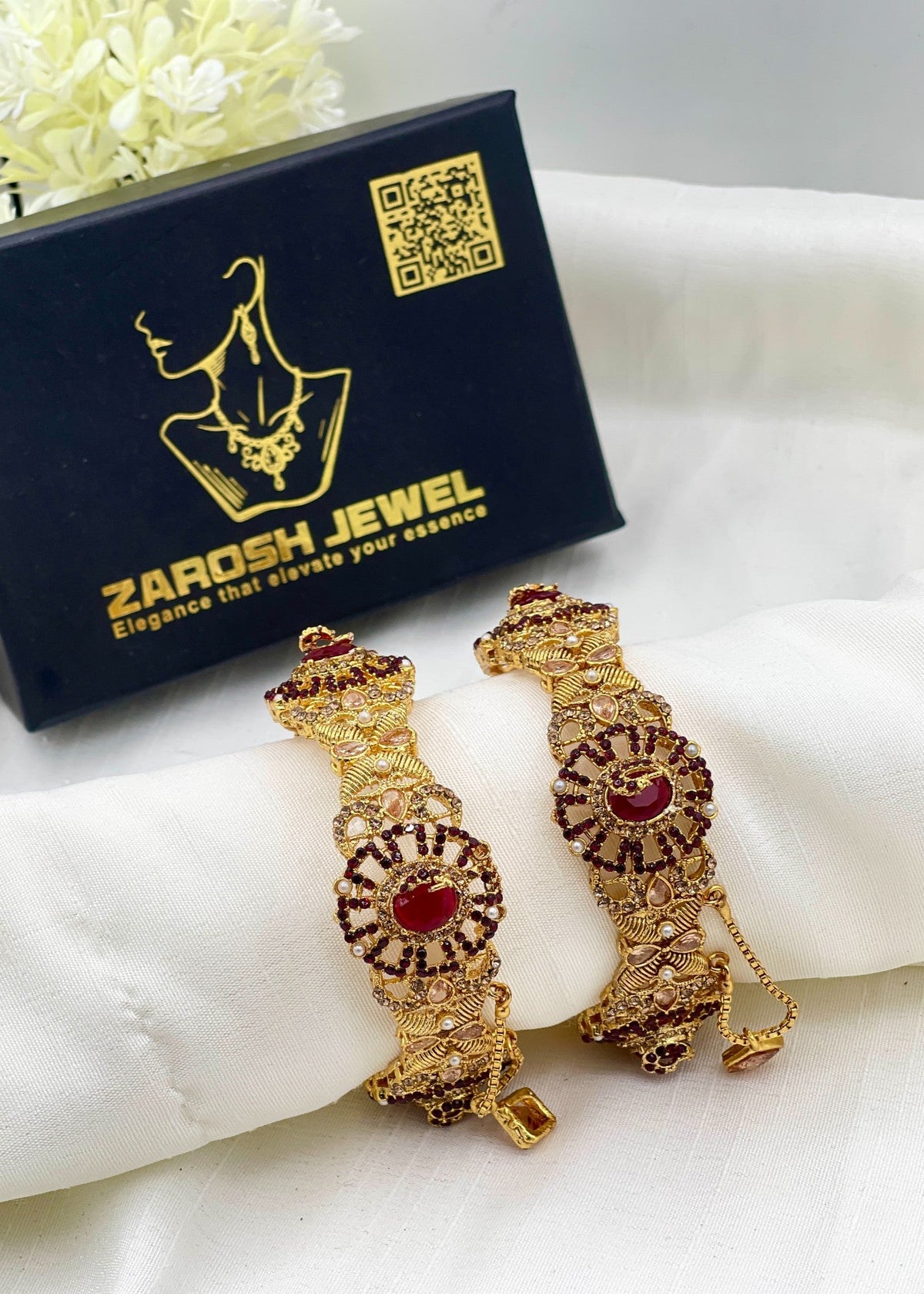 Shop the Anilaa Openable Bangle Set from Zarosh Jewel
