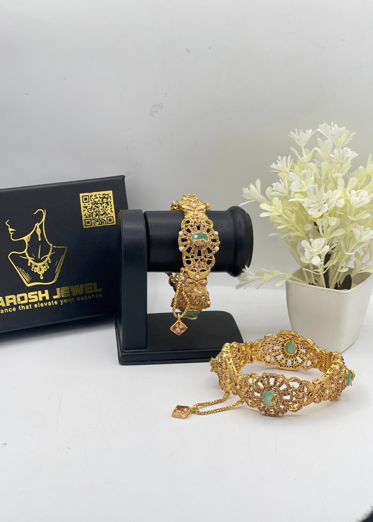 Shop the Anilaa Openable Bangle Set from Zarosh Jewel