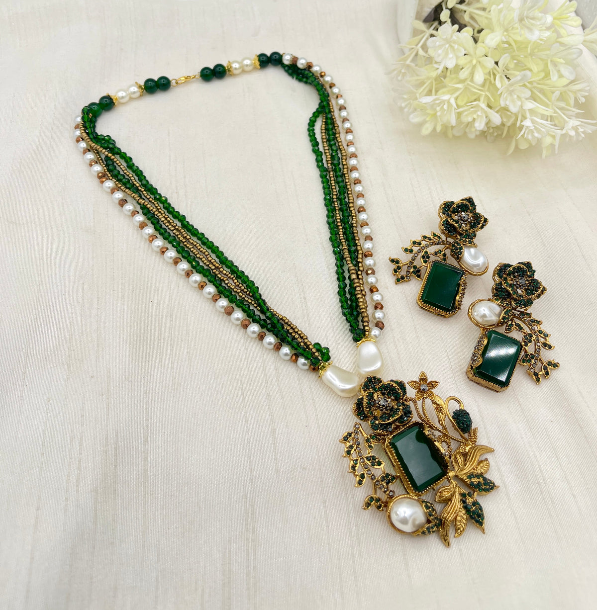 Shop the Anum Mala Set from Zarosh Jewel