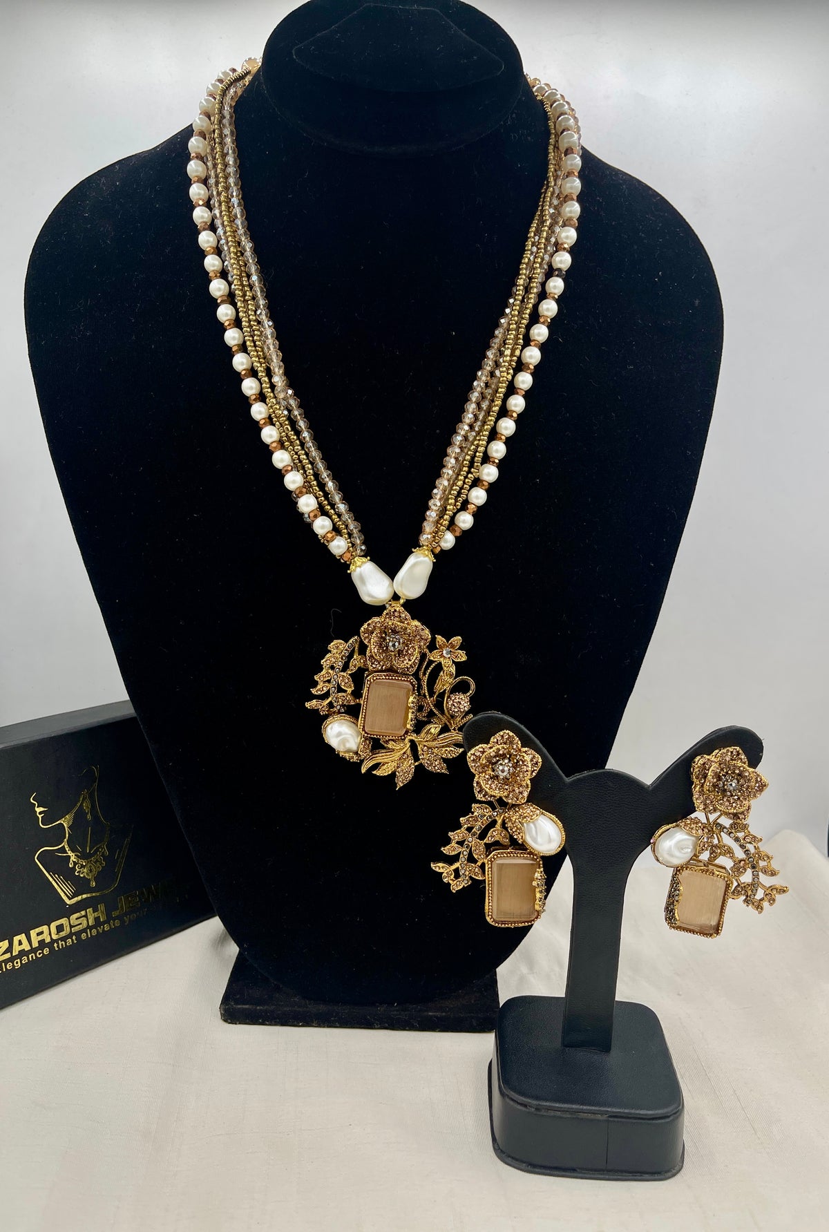 Shop the Anum Mala Set from Zarosh Jewel