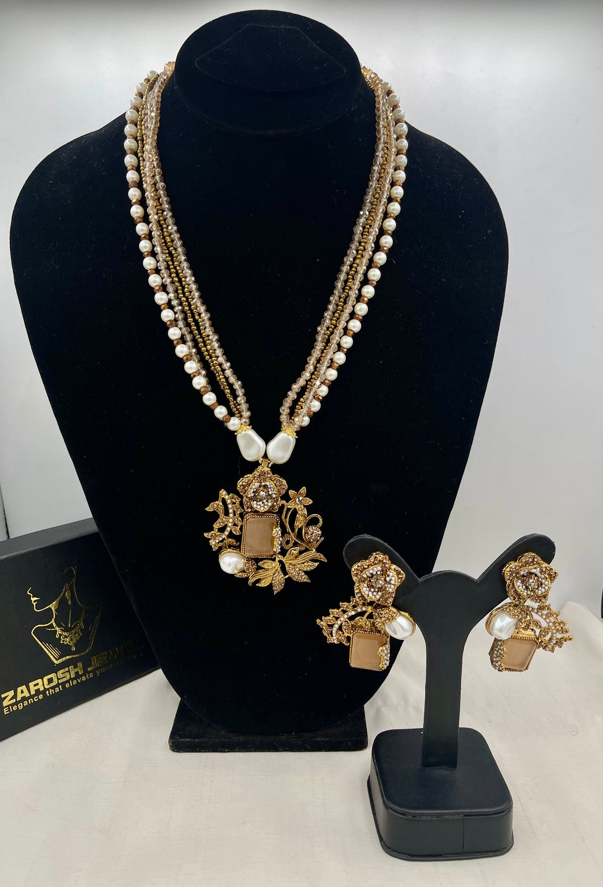 Shop the Anum Mala Set from Zarosh Jewel