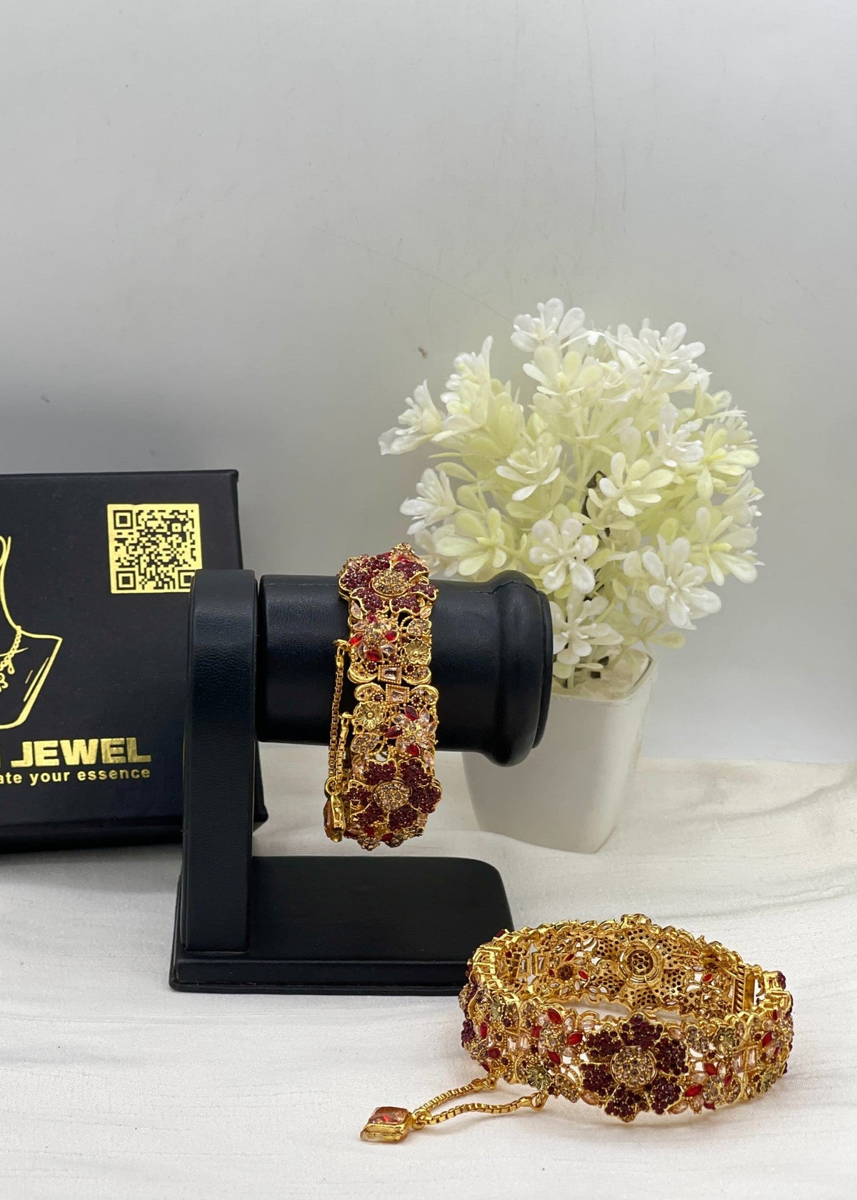Shop the Anumta Royal Floral Bangles from Zarosh Jewel