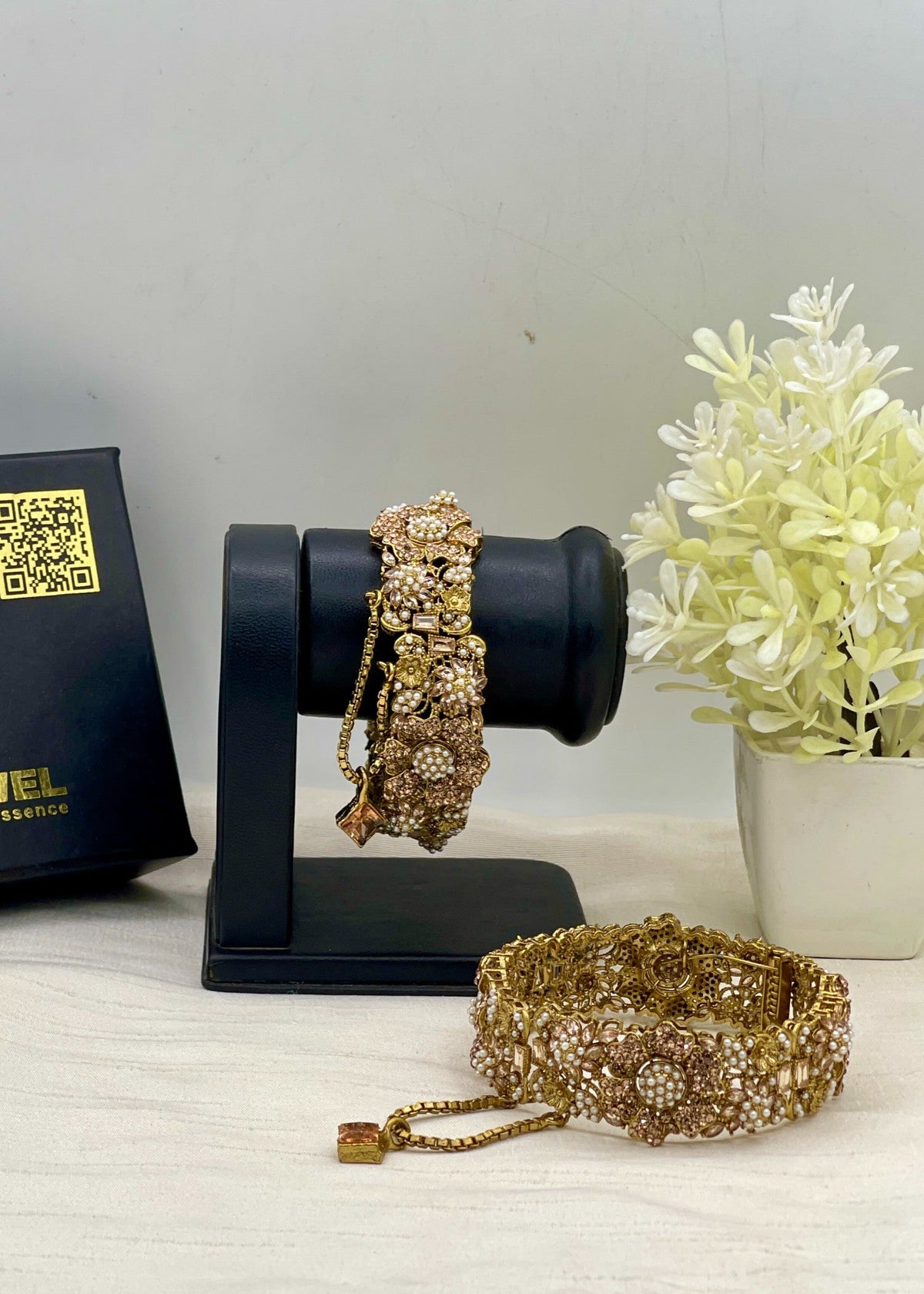 Shop the Anumta Royal Floral Bangles from Zarosh Jewel
