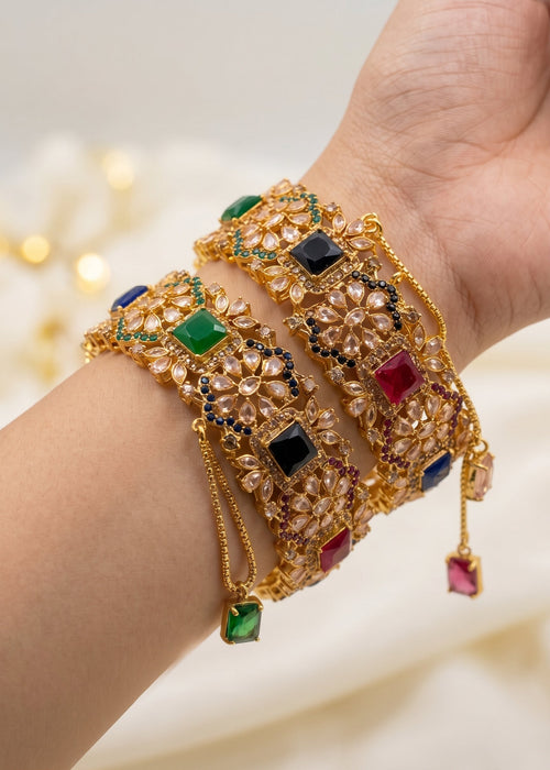 Shop the Aqsa Openable Bangle Set from Zarosh Jewel