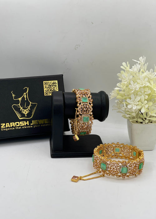 Shop the Aqsa Openable Bangle Set from Zarosh Jewel