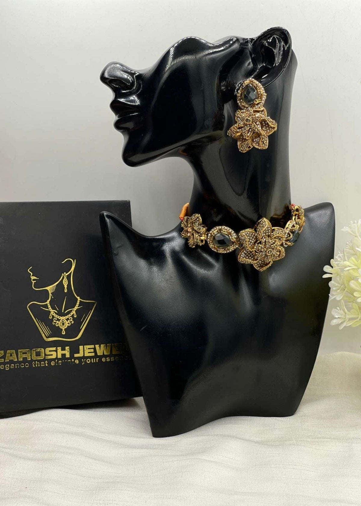 Shop the Areeba Choker Set from Zarosh Jewel