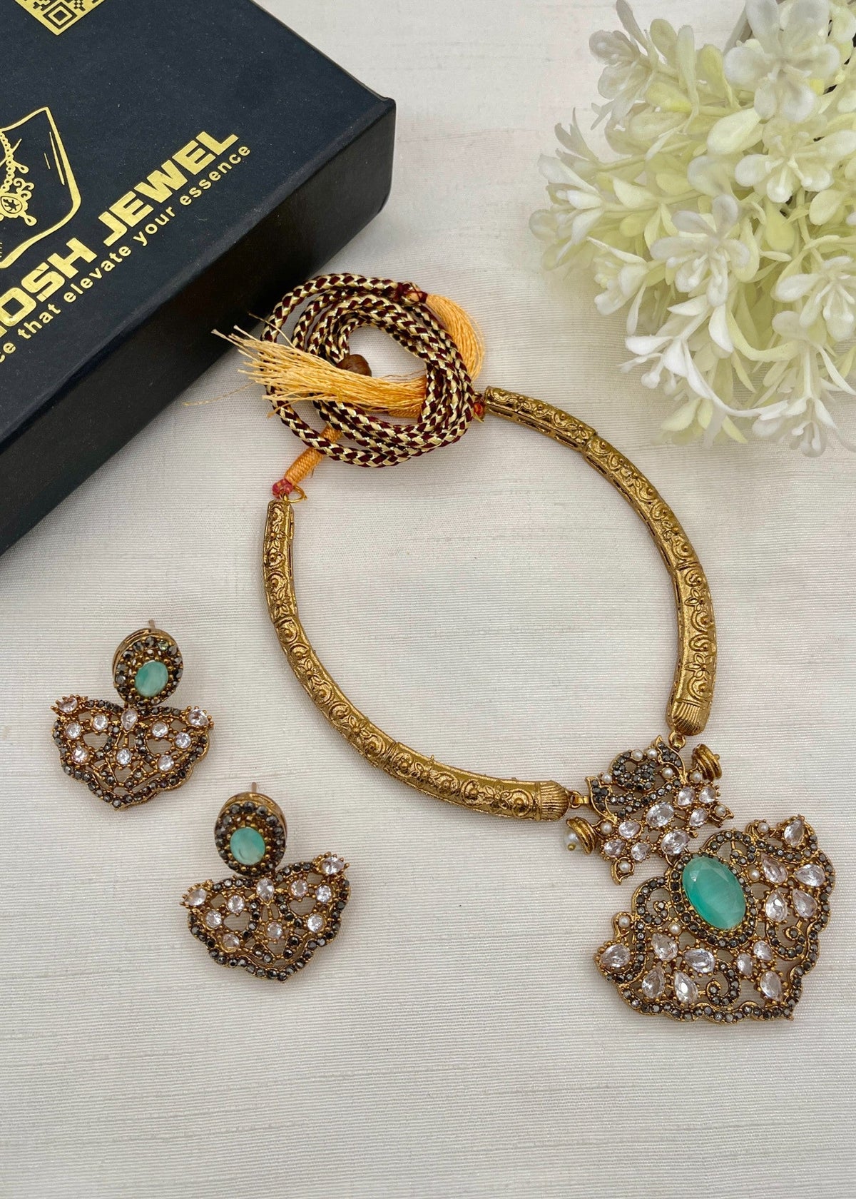 Shop the Areefah Heritage Necklace from Zarosh Jewel