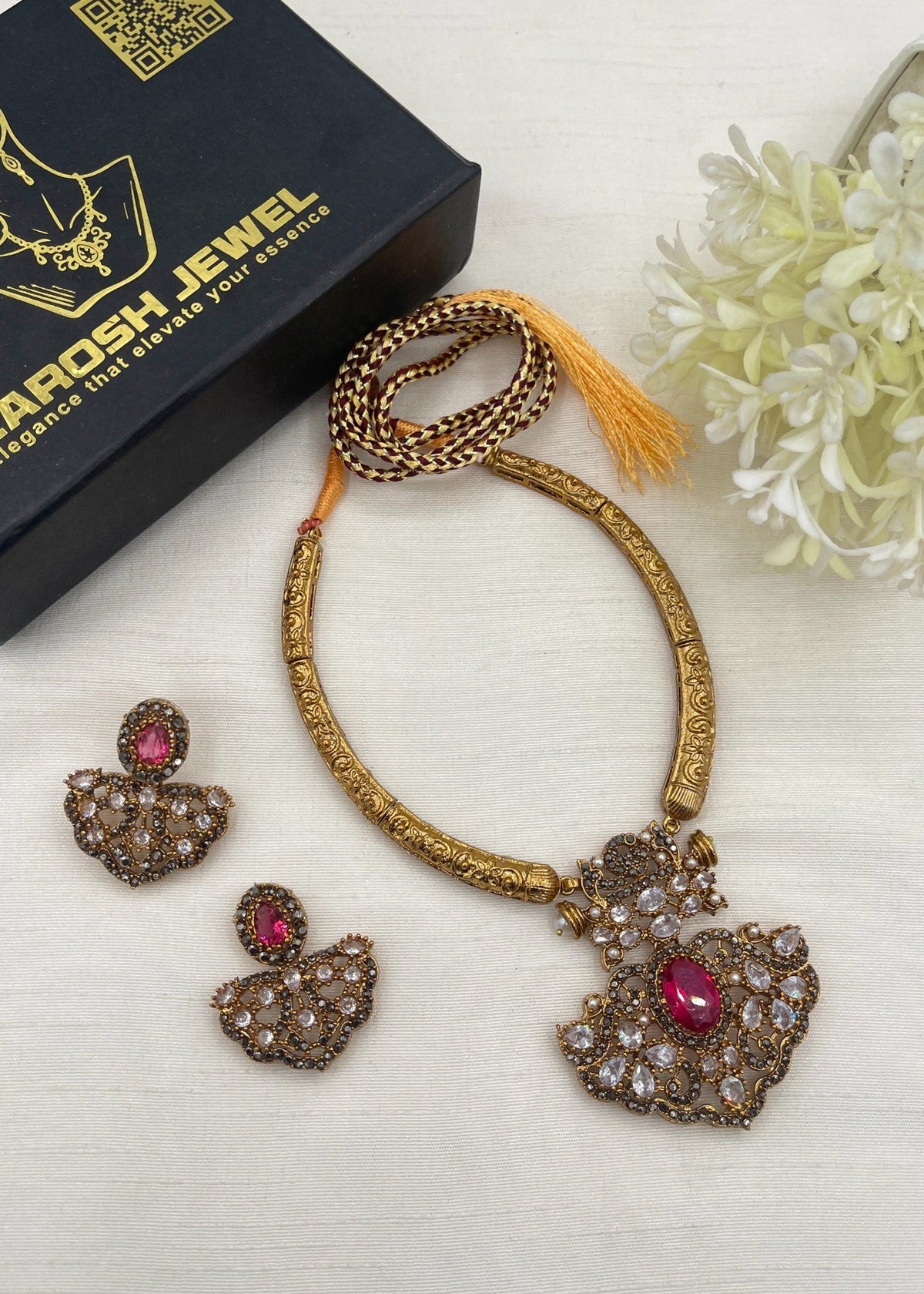 Shop the Areefah Heritage Necklace from Zarosh Jewel