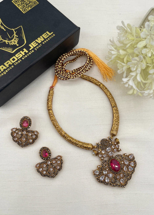 Shop the Areefah Heritage Necklace from Zarosh Jewel