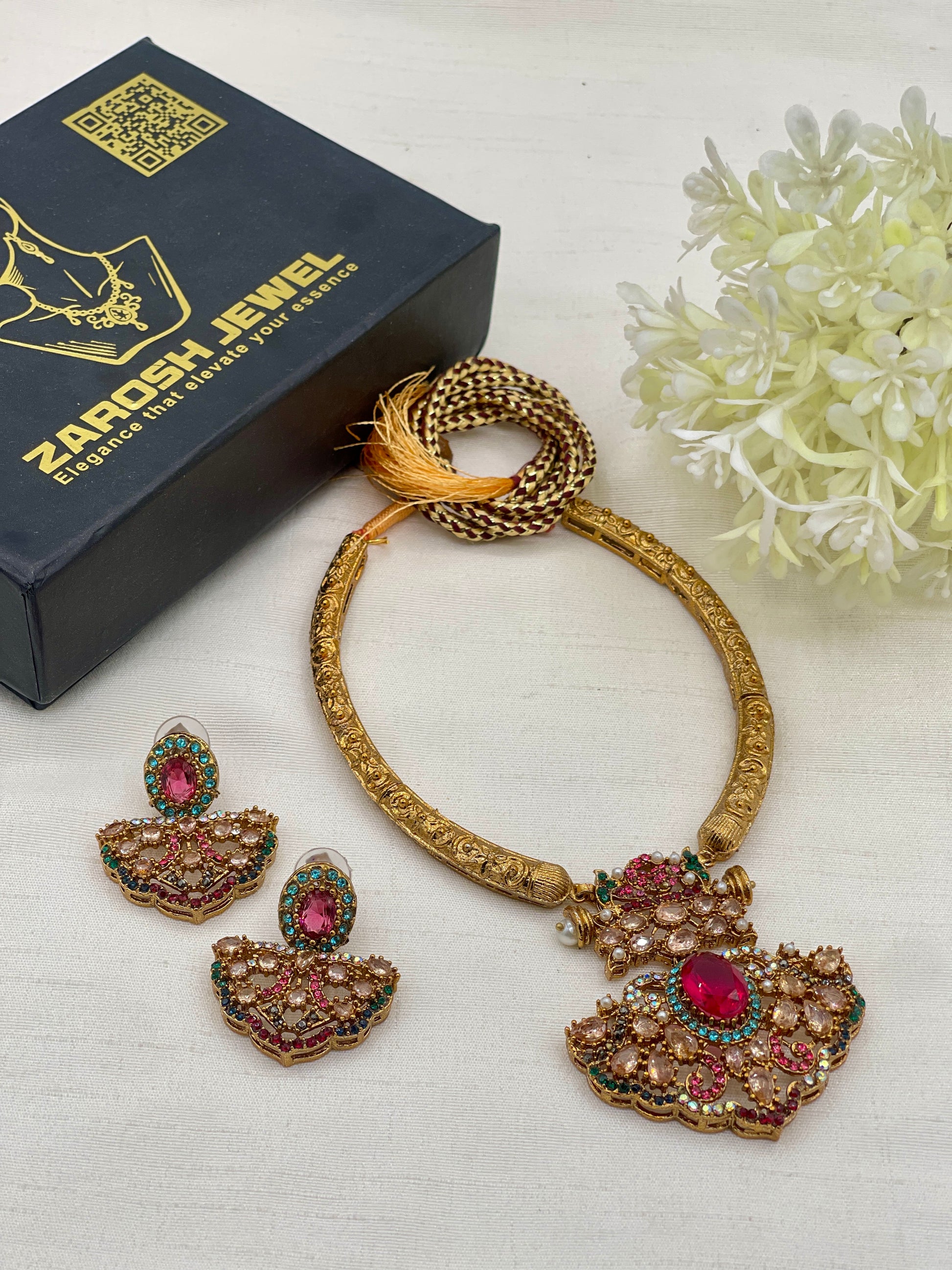 Areefah Heritage Necklace