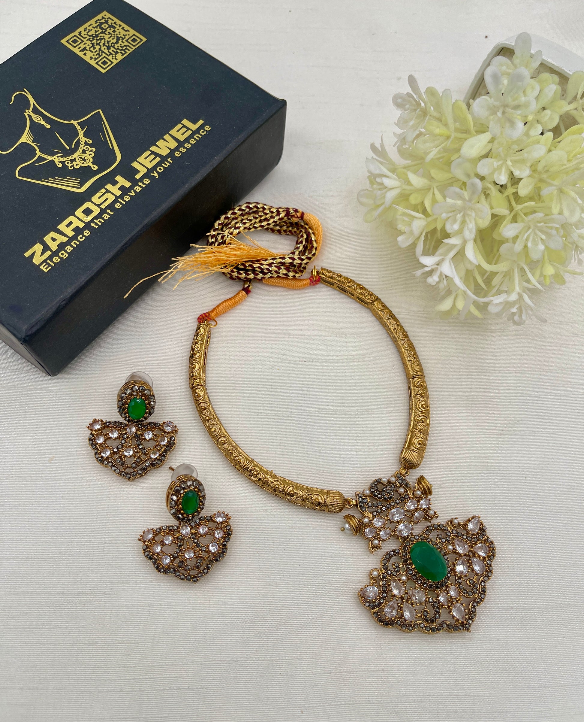 Areefah Heritage Necklace
