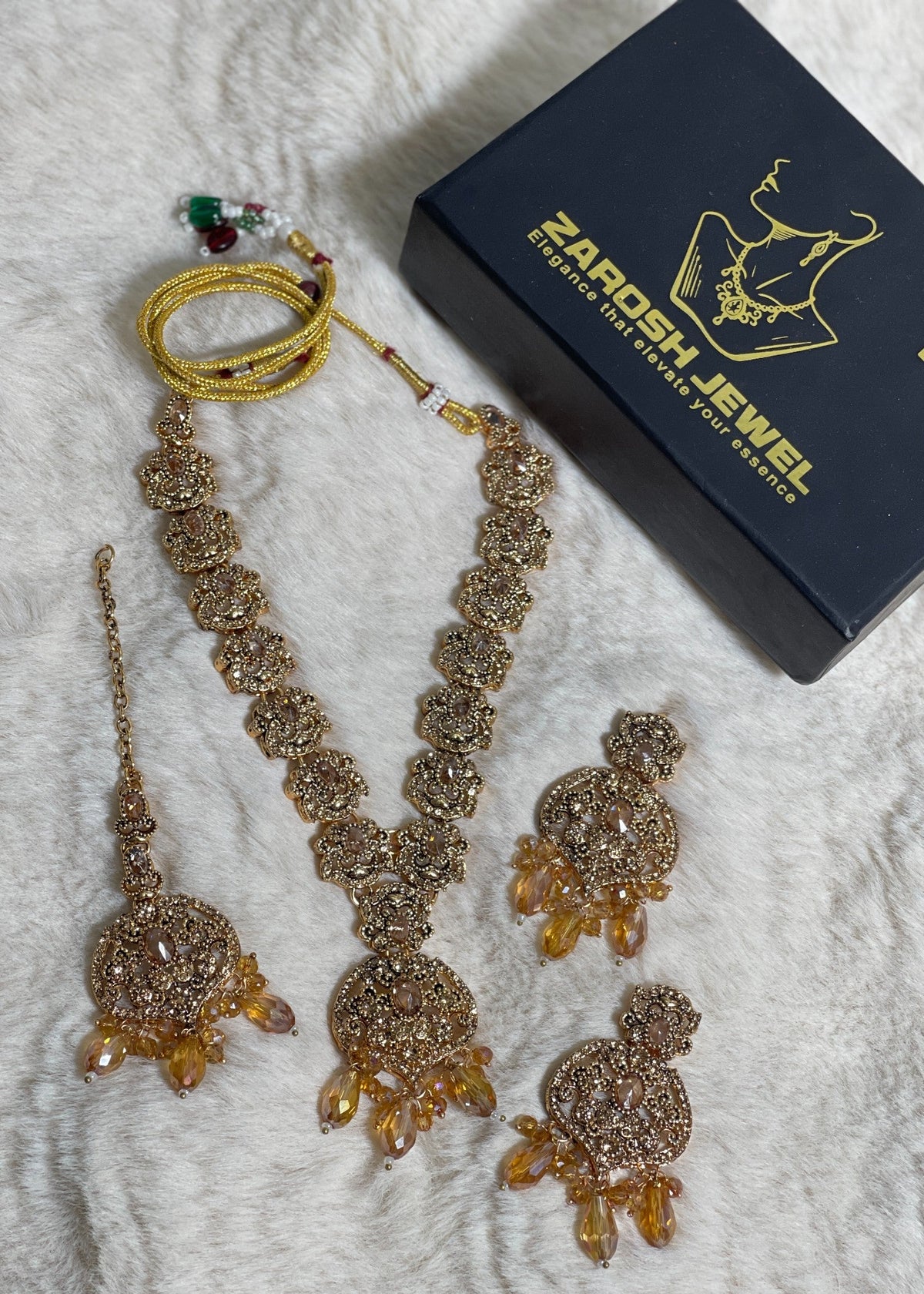 Shop the Arez Ethereal Necklace Set from Zarosh Jewel